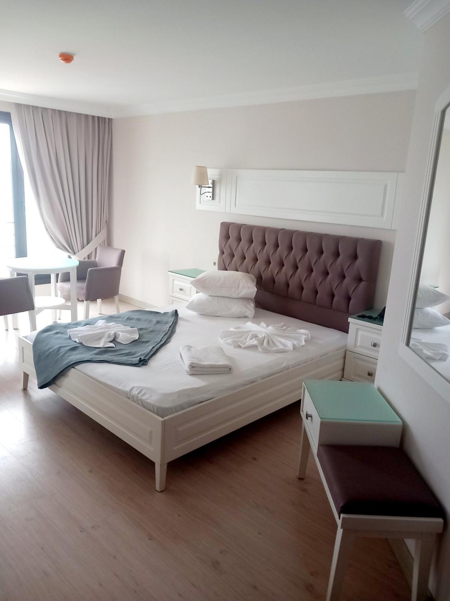 Blue Pier Hotel Κοτζαελί Εξωτερικό φωτογραφία