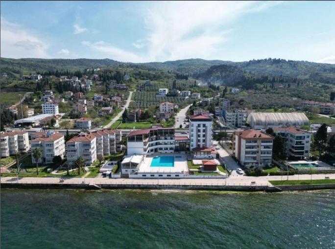 Blue Pier Hotel Κοτζαελί Εξωτερικό φωτογραφία