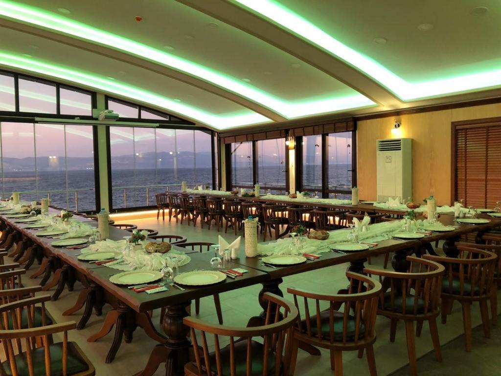 Blue Pier Hotel Κοτζαελί Εξωτερικό φωτογραφία