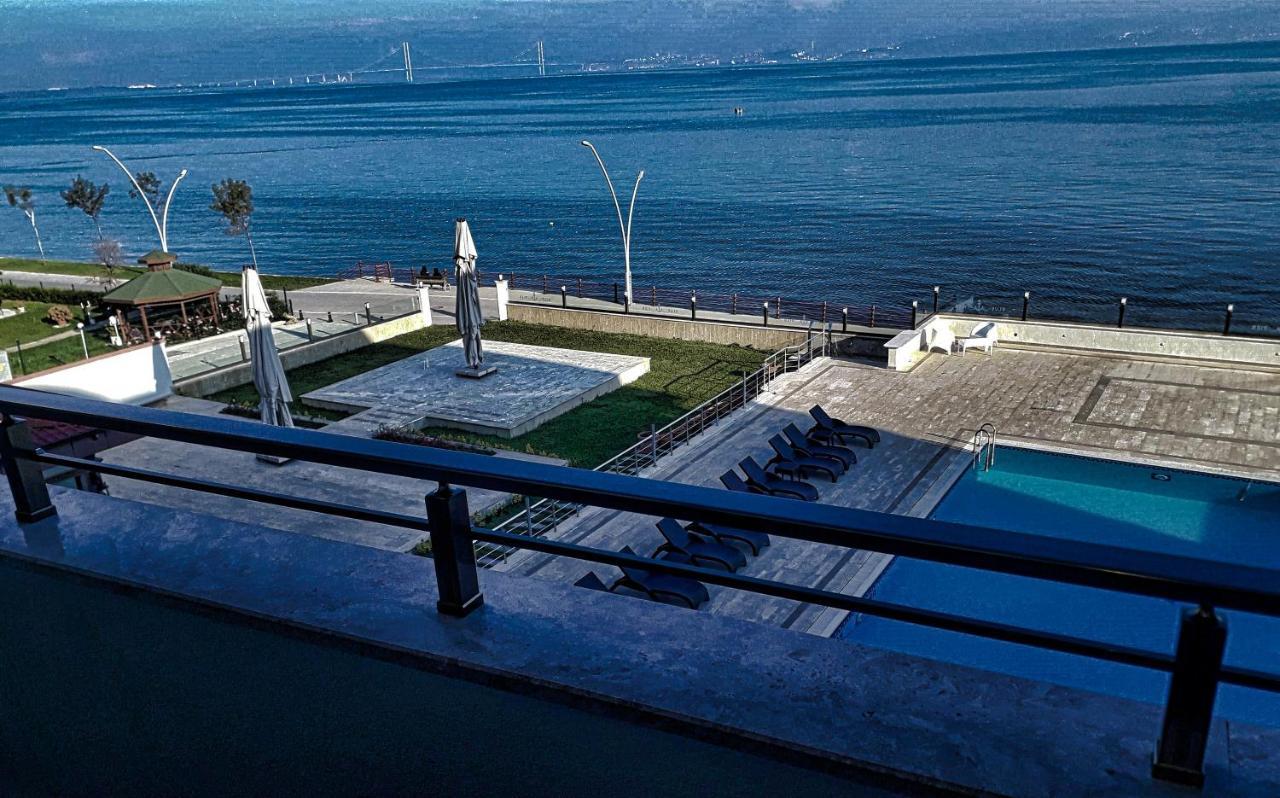 Blue Pier Hotel Κοτζαελί Εξωτερικό φωτογραφία